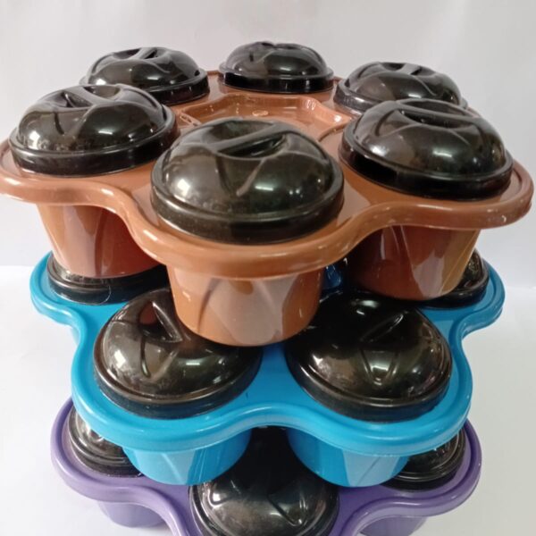 Round spice jar