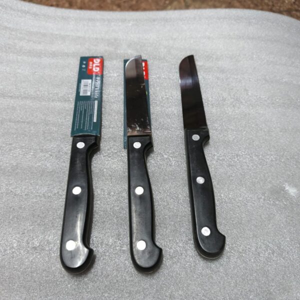 Utility knife (black handle)