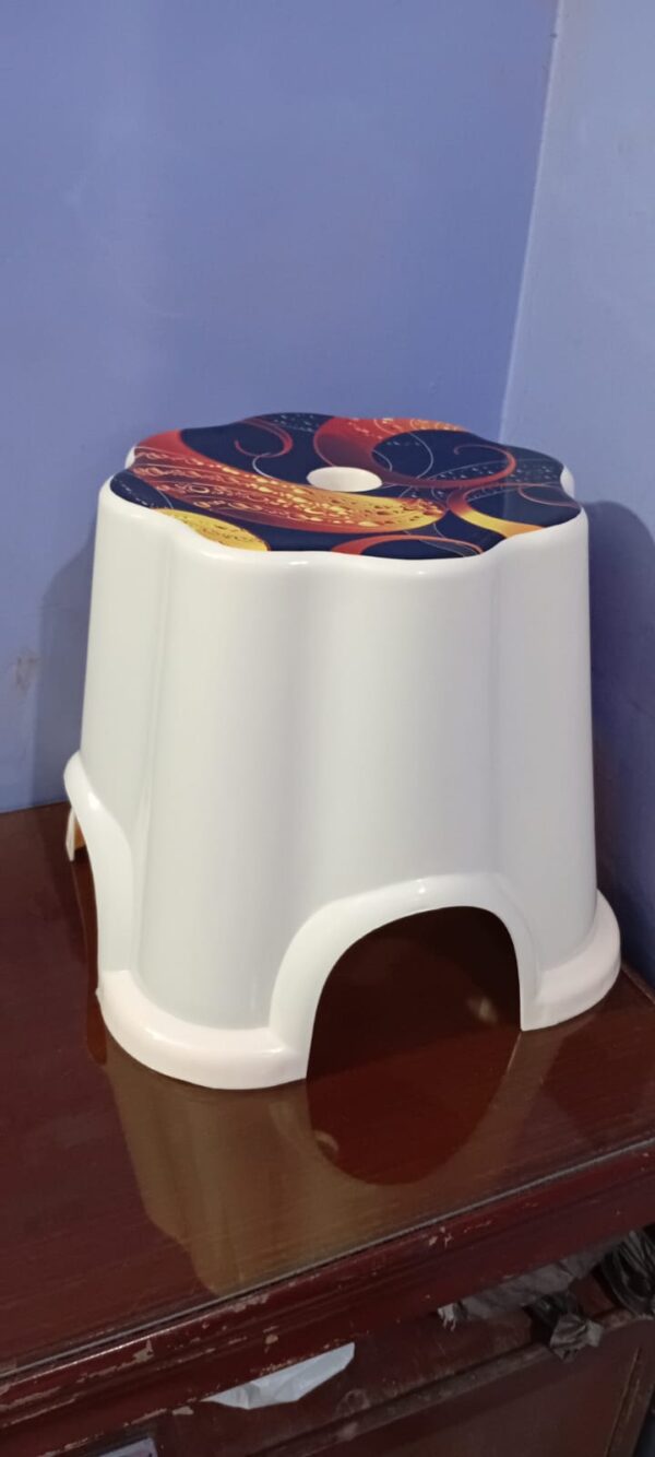 Bathroom stool - Image 3