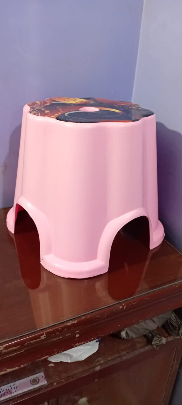Bathroom stool - Image 4