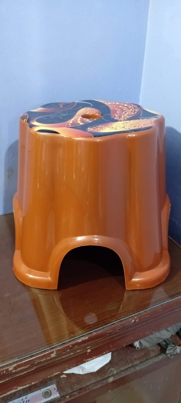 Bathroom stool - Image 6